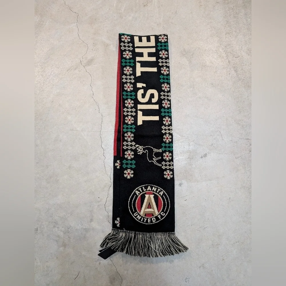 NWT Atlanta United FC Scarf MLS Christmas Snowflake MLS Soccer Football